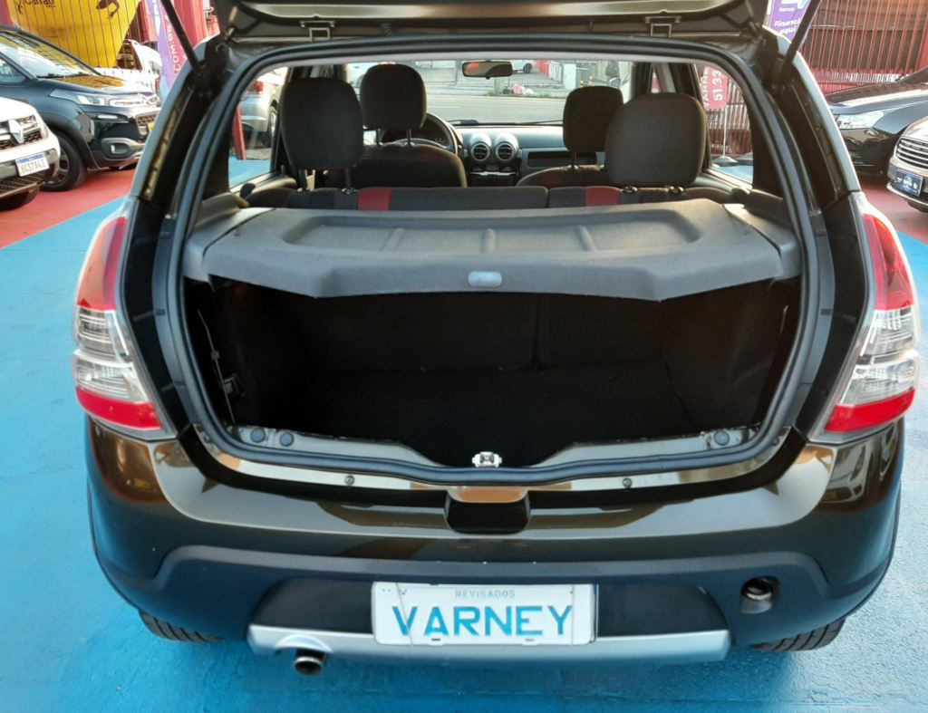 Renault Sandero Stepway 1.6 Flex 4 Portas Modelo 2013 imagem 9