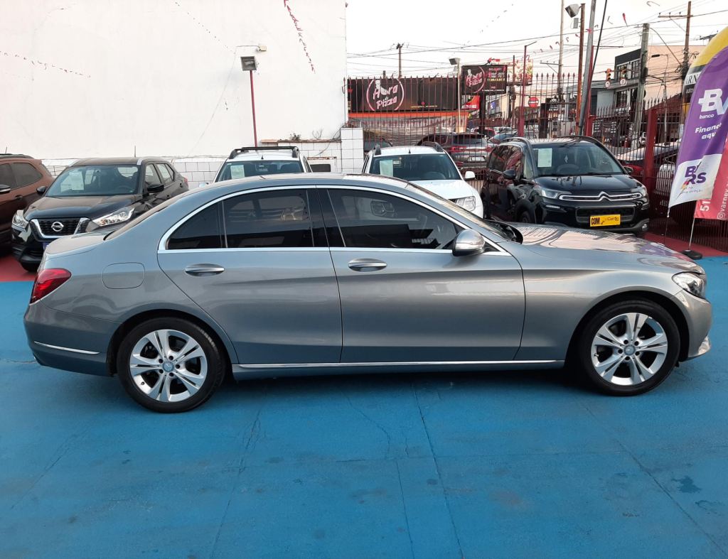 Mercedes-Benz C-180 Exclusive 1.6 Turbo Modelo 2015 imagem 3