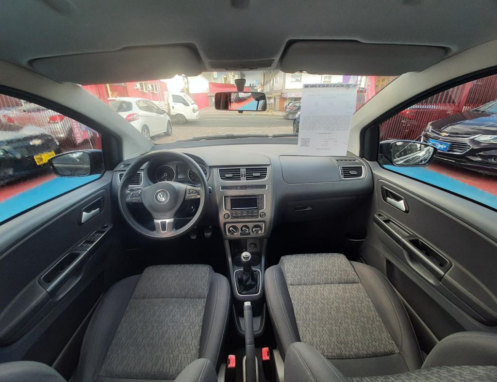 Volkswagen Fox 1.0 Gii Flex 4 Portas Modelo 2014 imagem 11
