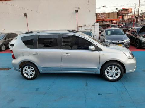Nissan Livina S 1.8 Automatica Flex 4 Portas Modelo 2014