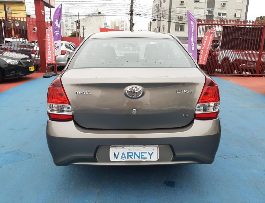 Toyota Etios Sedan X 1.5 Flex 4 Portas Modelo 2019 imagem 9