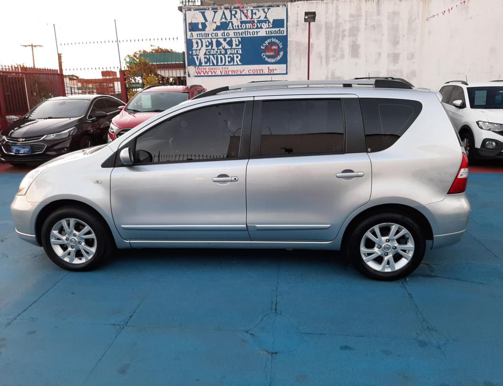 Nissan Livina S 1.8 Automatica Flex 4 Portas Modelo 2014 imagem 4