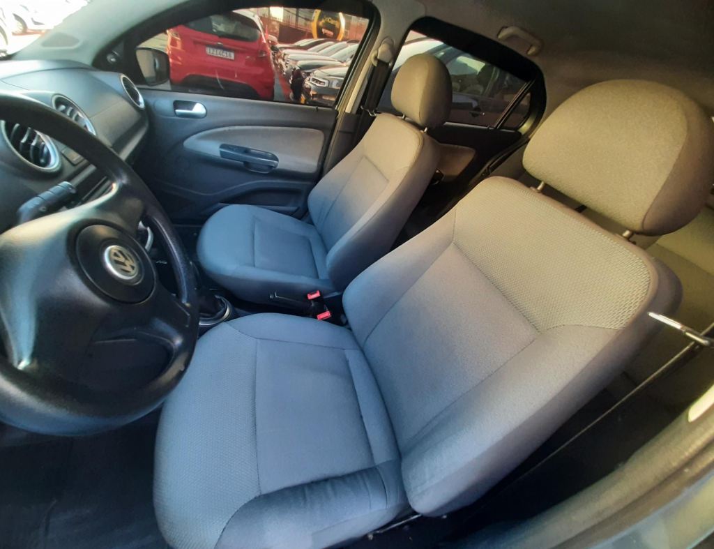Volkswagen Gol 1.0 Flex 4 Portas Modelo 2010 imagem 14