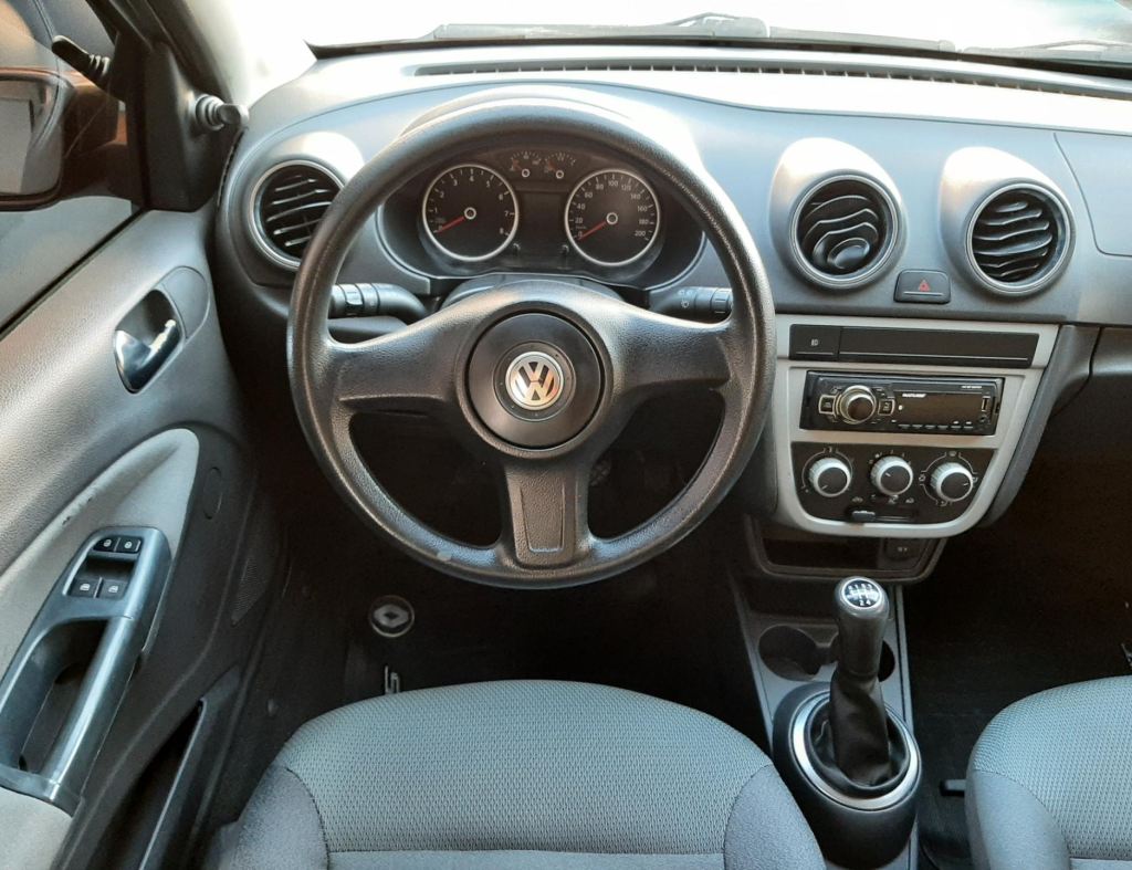 Volkswagen Gol 1.0 Flex 4 Portas Modelo 2010 imagem 16