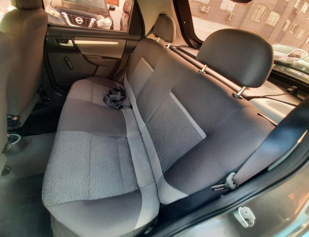 Chevrolet Celta Lt 1.0 Flex 4 Portas Modelo 2014 imagem 15