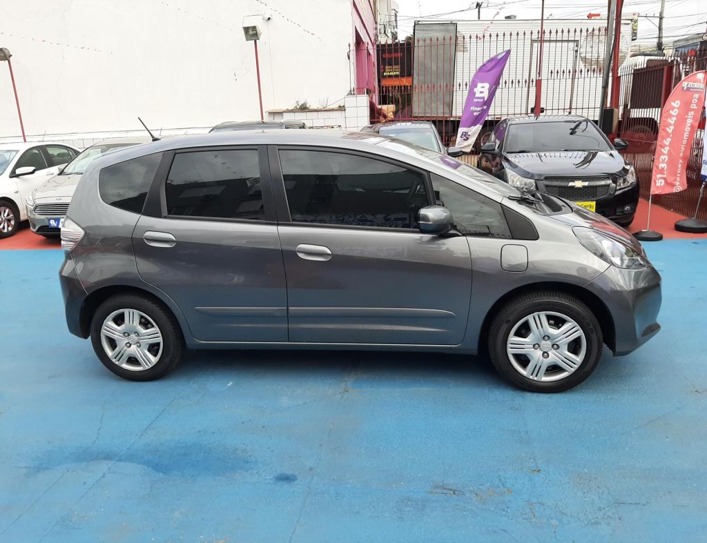 Honda Fit Cx 1.4 Automatico Flex 4 Portas Modelo 2014 imagem 3
