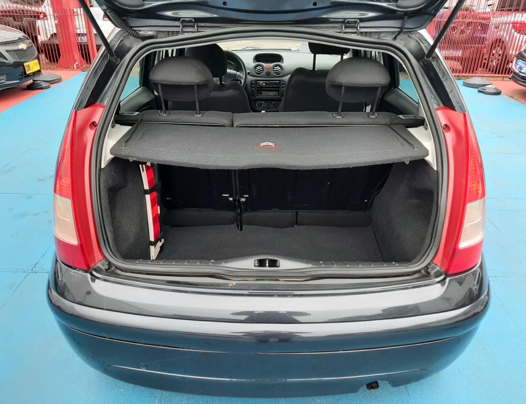 Citroen C3 Glx 1.4 Flex 4 Portas Modelo 2008 imagem 9