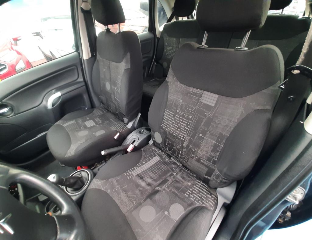 Citroen C3 Glx 1.4 Flex 4 Portas Modelo 2008 imagem 14