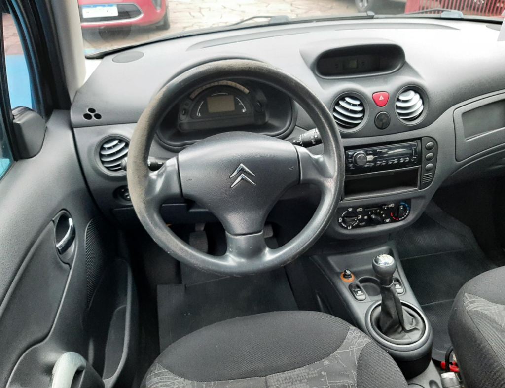Citroen C3 Glx 1.4 Flex 4 Portas Modelo 2008 imagem 15