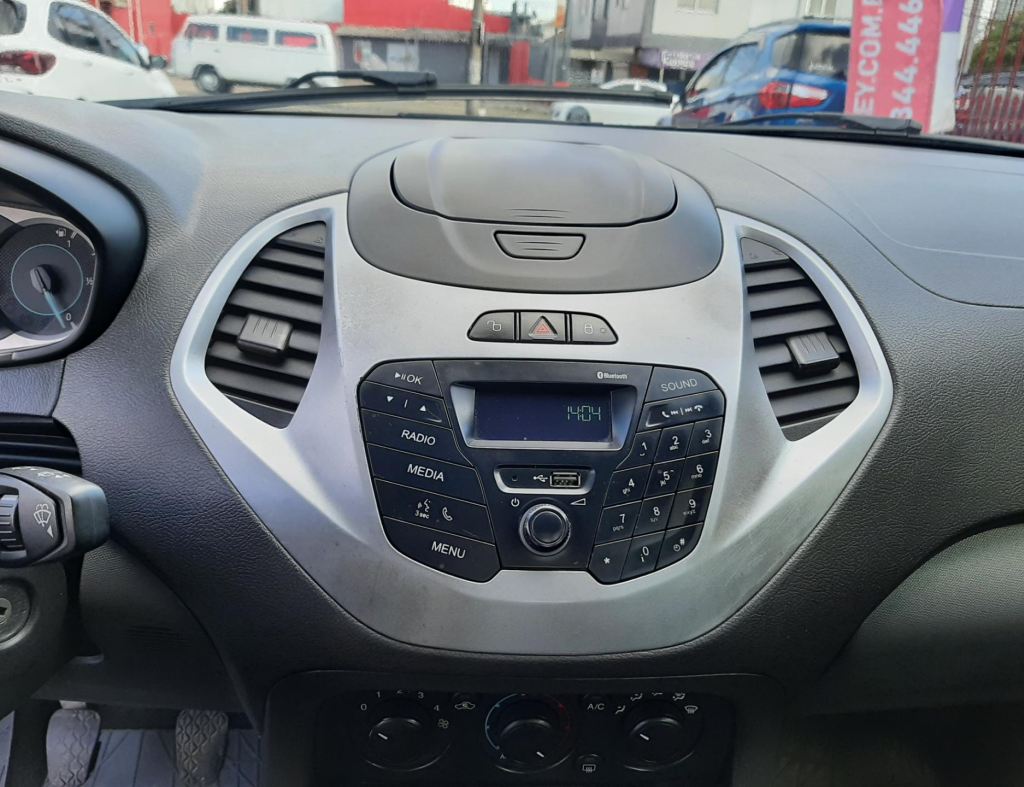 Ford Ka Hatch Se 1.0 Flex 4 Portas Modelo 2018 imagem 17