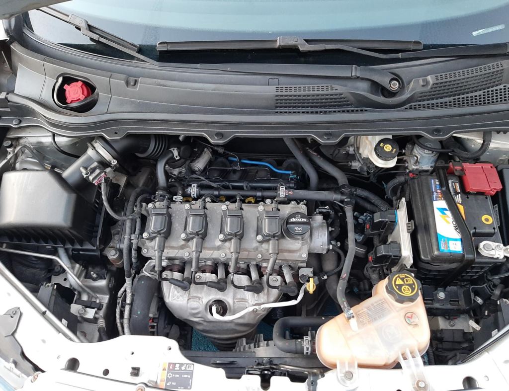 Chevrolet Onix Joy 1.0 Flex 4 Portas Modelo 2019 imagem 11