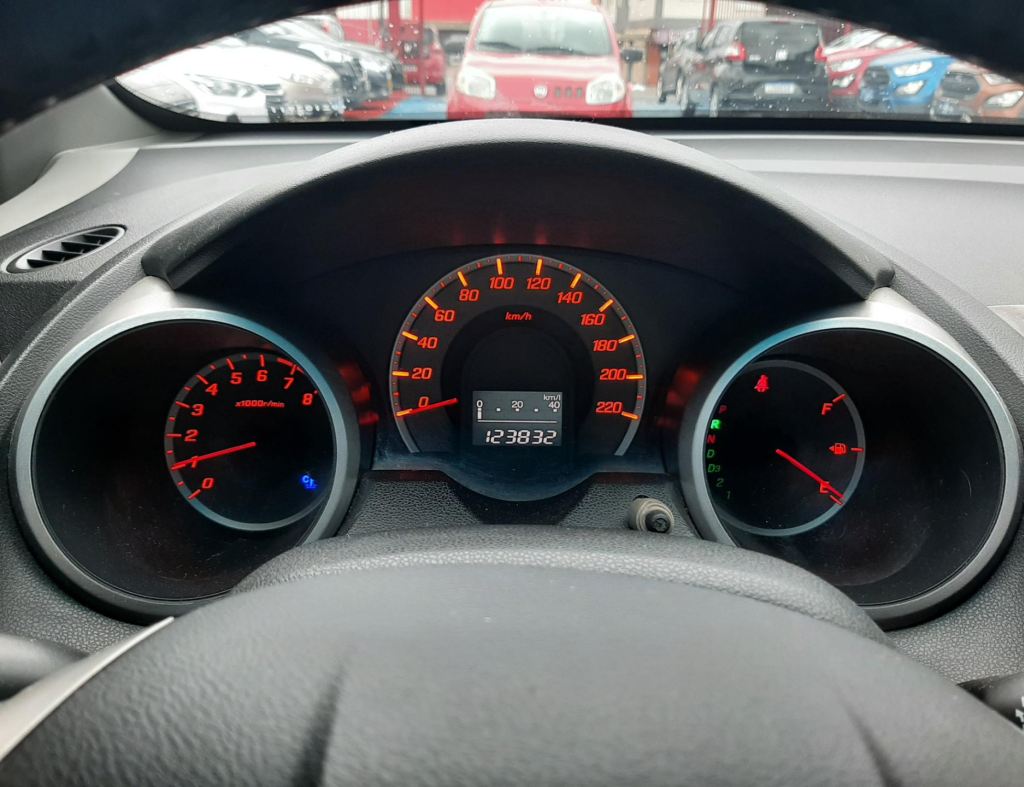 Honda Fit Ex 1.5 Automatico Flex 4 Portas Modelo 2009 imagem 16