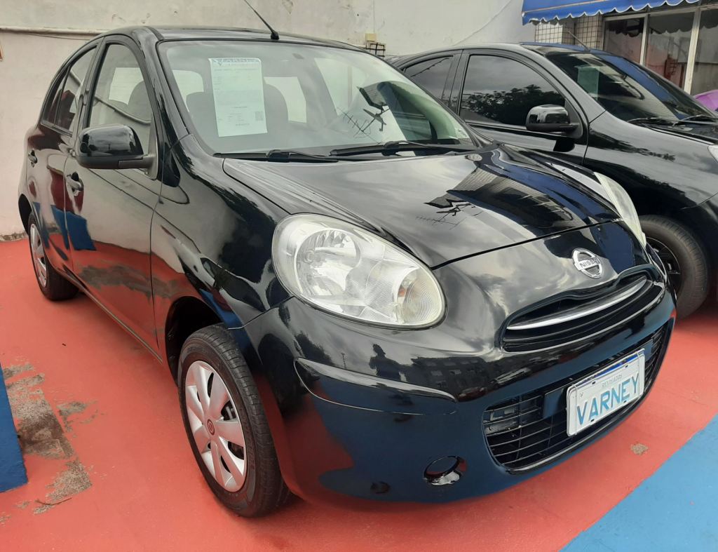 Nissan March S 1.0 Flex 4 Portas Modelo 2013 imagem 1