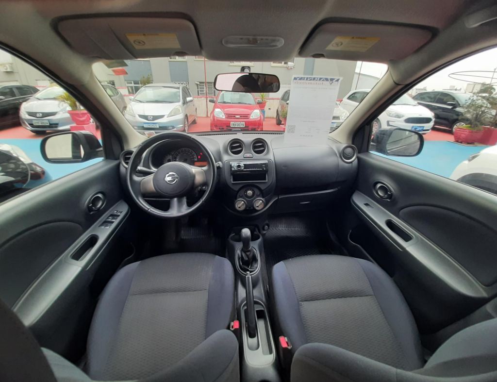 Nissan March S 1.0 Flex 4 Portas Modelo 2013 imagem 10