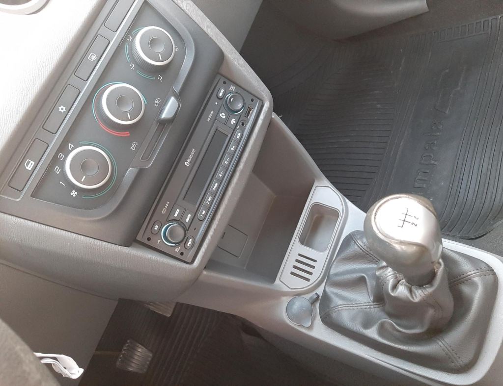 Chevrolet Celta 1.0 Lt Advantage Flex 4 Portas Modelo 2014 imagem 14