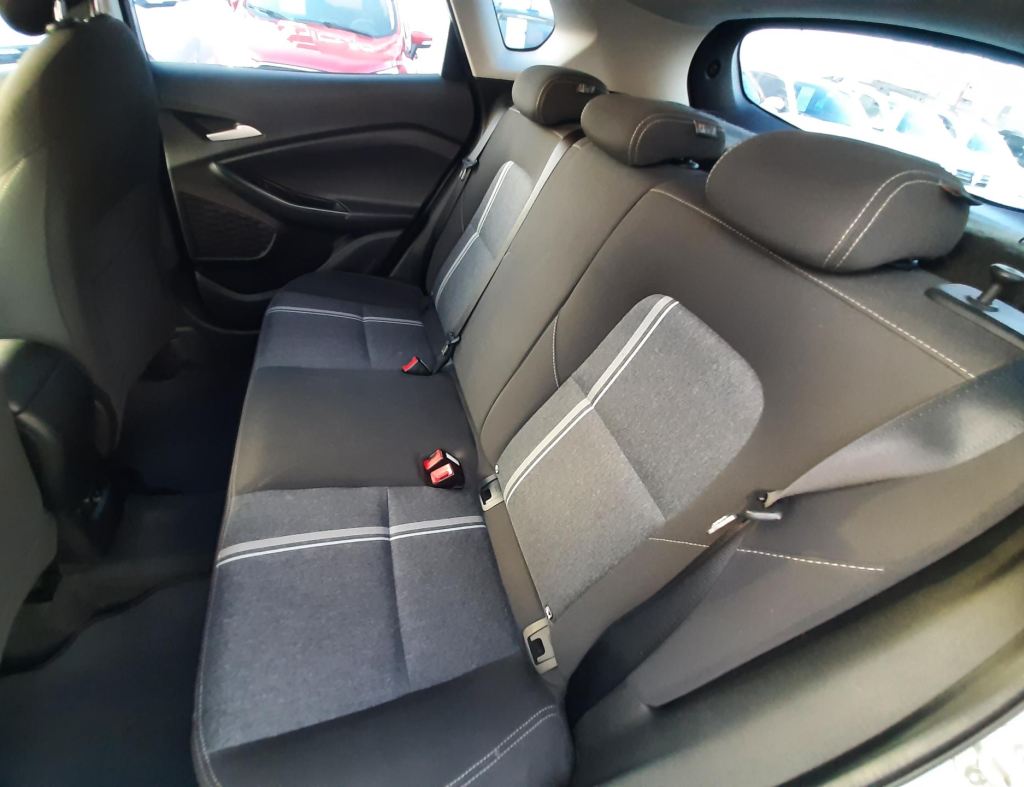 Chevrolet Tracker Lt 1.0 Turbo Automatico Flex 4 Portas Modelo 2021 imagem 17