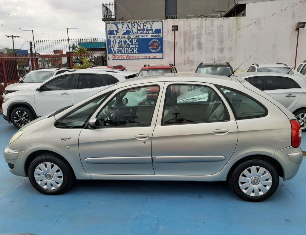 **Veiculo De Repasse** Citroen Xsara Picasso Glx 1.6 Flex 4 Portas Modelo 2012 imagem 2