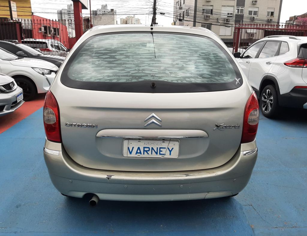 **Veiculo De Repasse** Citroen Xsara Picasso Glx 1.6 Flex 4 Portas Modelo 2012 imagem 9