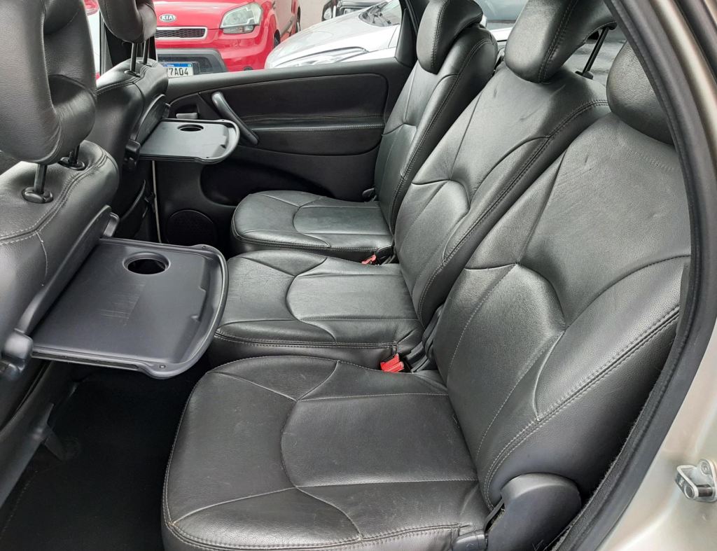 **Veiculo De Repasse** Citroen Xsara Picasso Glx 1.6 Flex 4 Portas Modelo 2012 imagem 14
