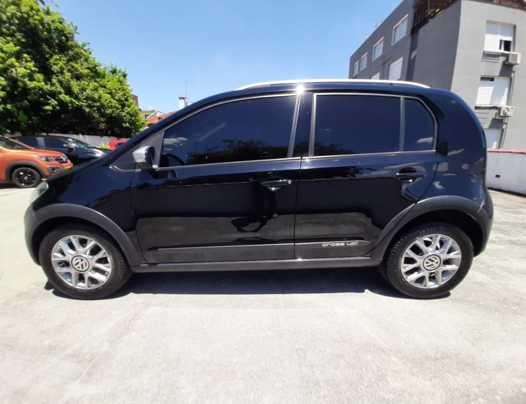 Volkswagen Up Cross 1.0 Mpi 12V Flex 4P Manual 2017 imagem 4