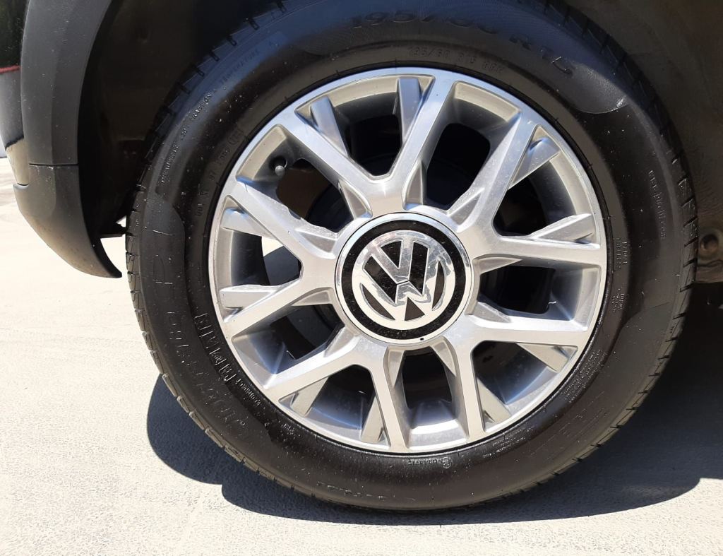 Volkswagen Up Cross 1.0 Mpi 12V Flex 4P Manual 2017 imagem 12