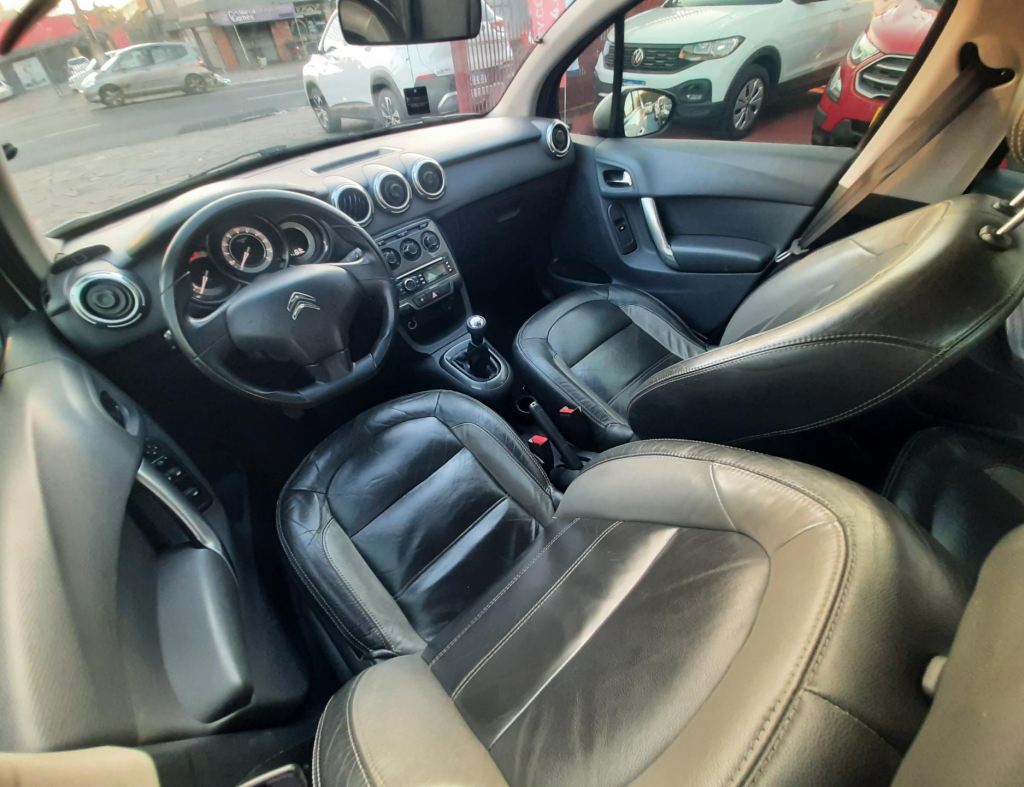 Citroen C3 Tendence 1.5 Flex 4 Portas Modelo 2014 imagem 7