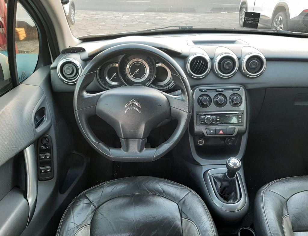 Citroen C3 Tendence 1.5 Flex 4 Portas Modelo 2014 imagem 9