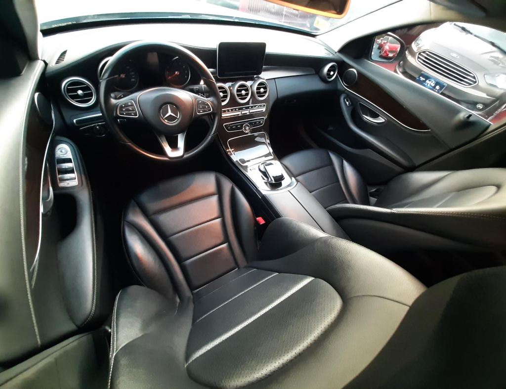 Mercedes-Benz C-180 Exclusive 1.6 Turbo Modelo 2015 imagem 11 Mercedes-Benz C-180 Exclusive 1.6 Turbo Modelo 2015 imagem 11
