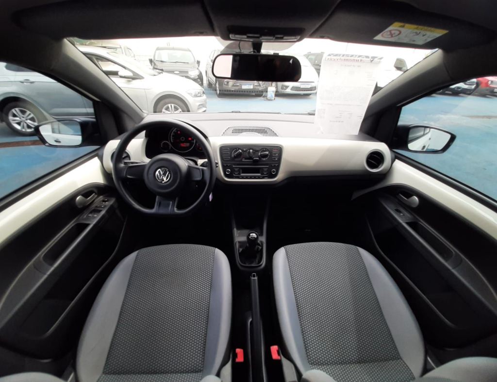 Volkswagen Up Track 1.0 12V 5P 2017 imagem 11