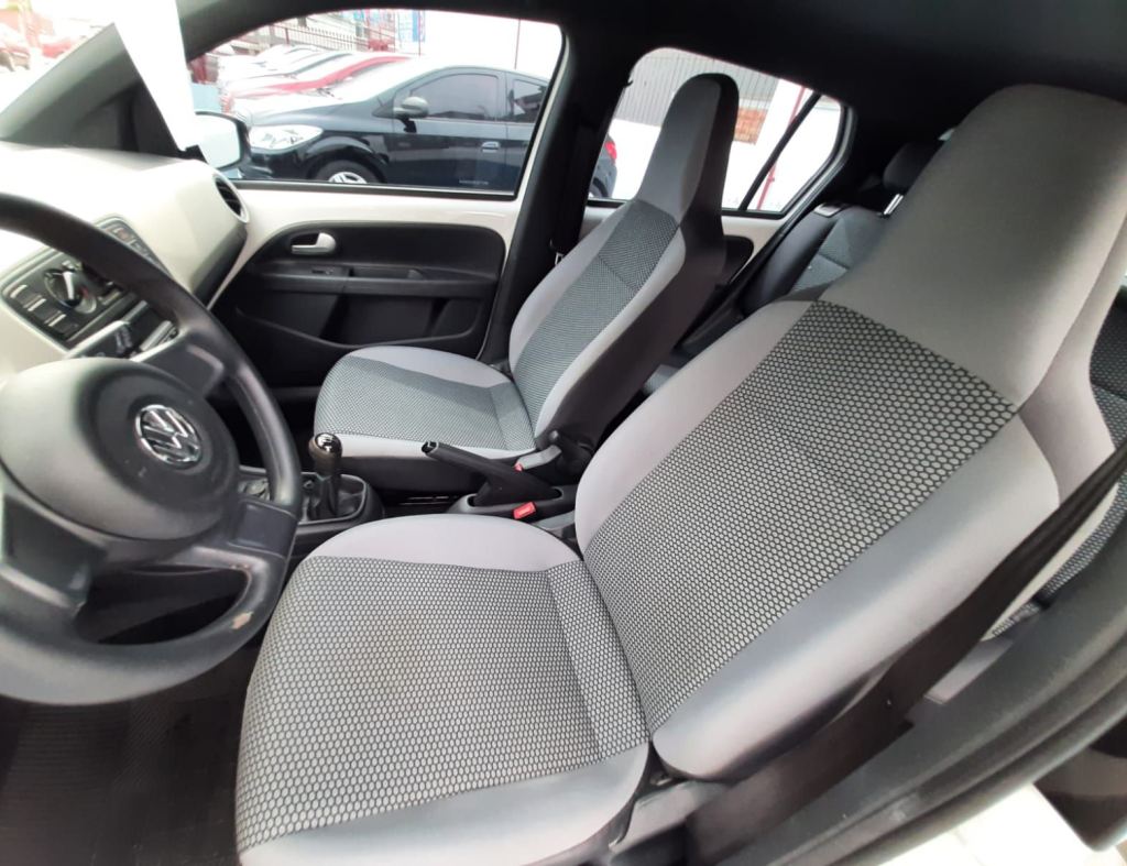 Volkswagen Up Track 1.0 12V 5P 2017 imagem 13