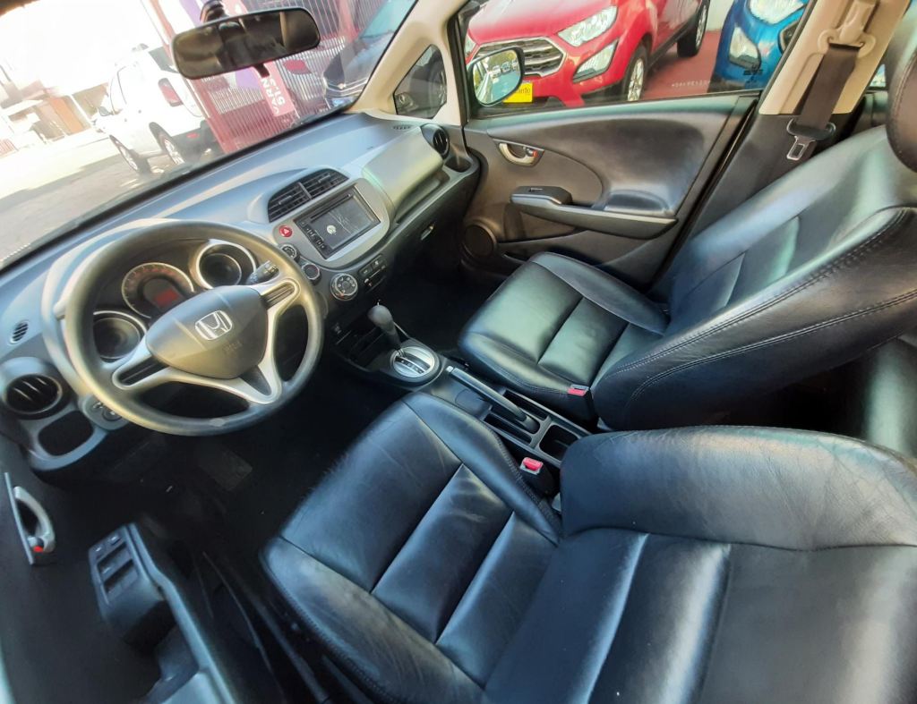 Honda Fit Cx 1.4 Automatico Flex 4 Portas Modelo 2014 imagem 11