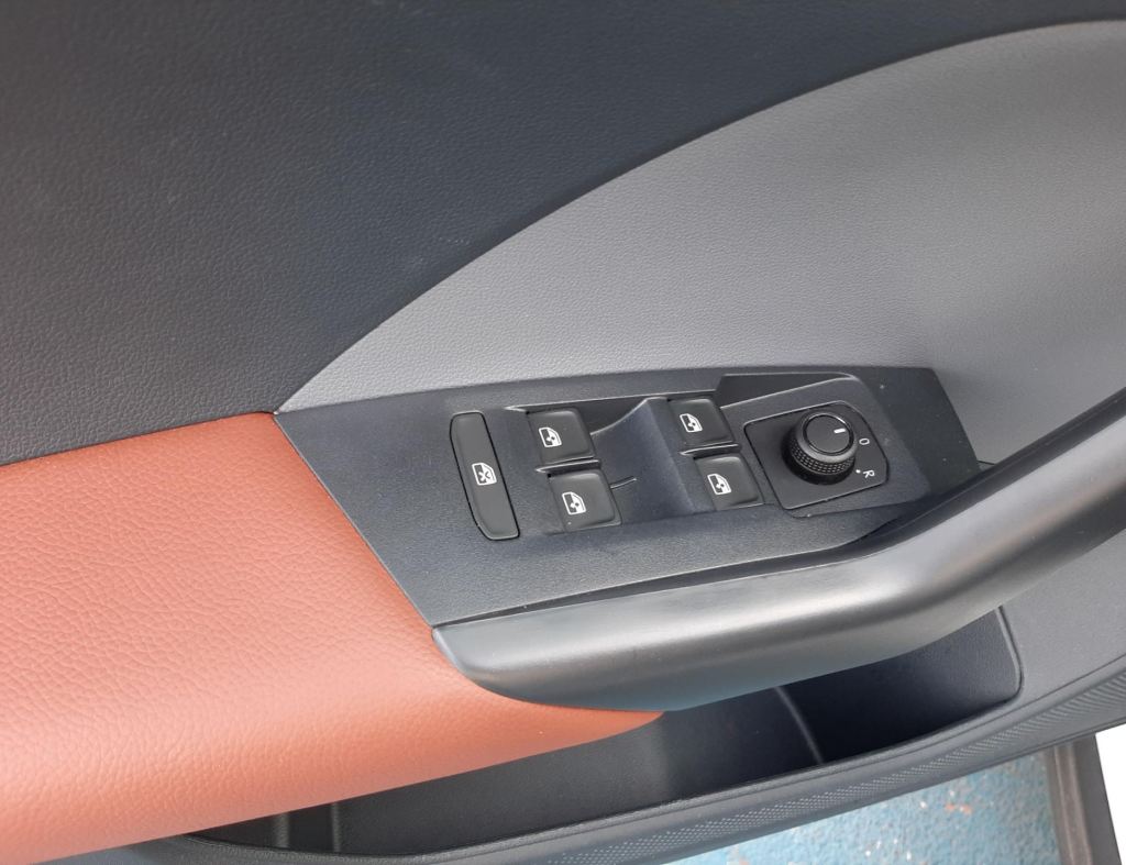 Volkswagen T-Cross Sense Tsi 1.0 Turbo Flex 4 Portas Modelo 2024 imagem 20