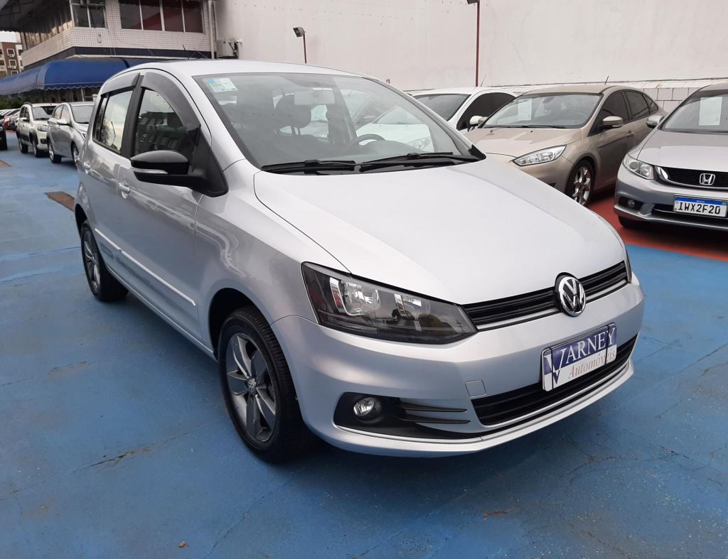 Volkswagen Fox Connect 1.0 Flex 4 Portas Modelo 2020 imagem 1
