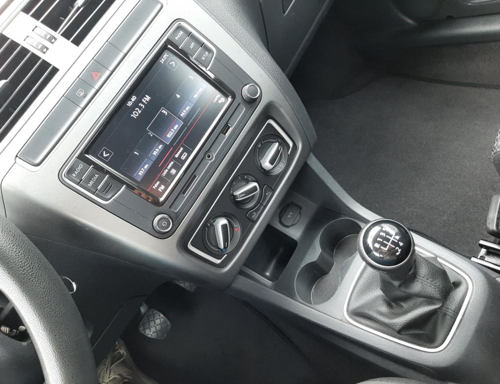 Volkswagen Fox Connect 1.0 Flex 4 Portas Modelo 2020 imagem 20