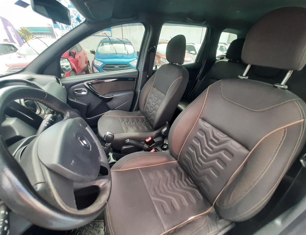 Renault Duster 2.0 Dinamique Automatico Fdlex 4 Portas Modelo 2017 imagem 12