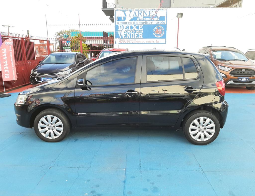 Volkswagen Fox 1.0 Gii Flex 4 Portas Modelo 2014 imagem 4