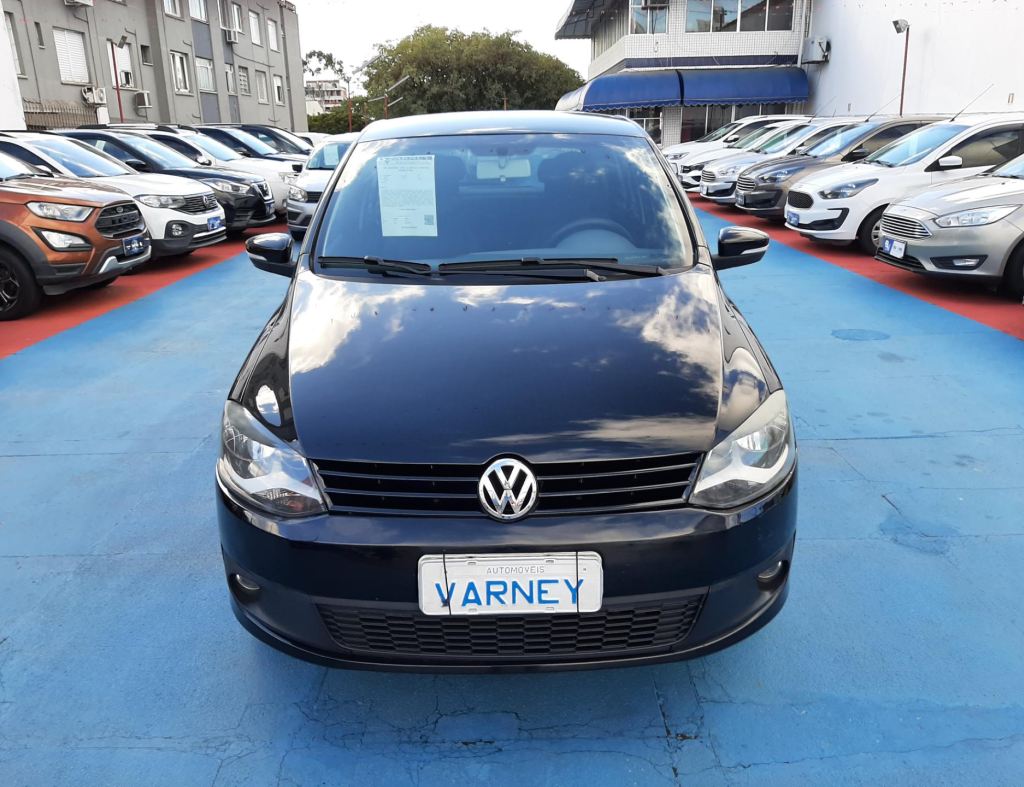 Volkswagen Fox 1.0 Gii Flex 4 Portas Modelo 2014 imagem 8