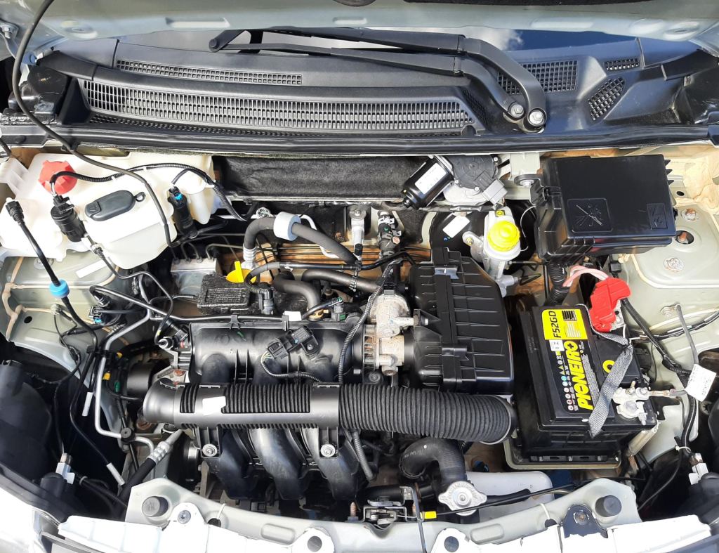 Renault Kwid Zen 1.0 Flex 4 Portas Modelo 2020 imagem 16