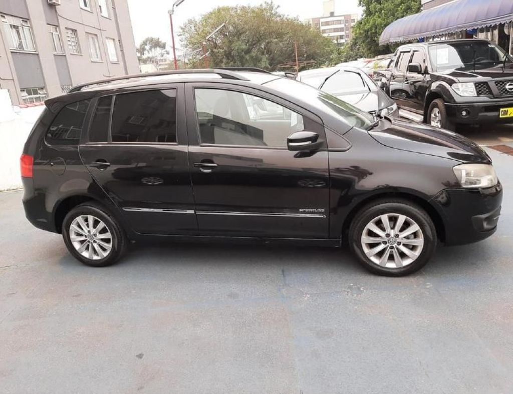 Volkswagen Spacefox Highline 1.6 Flex 4 Portas Modelo 2011 imagem 8