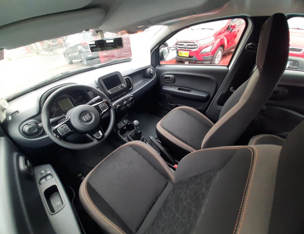 Fiat Mobi Trekking 1.0 Flex 4 Portas Modelo 2024 imagem 15