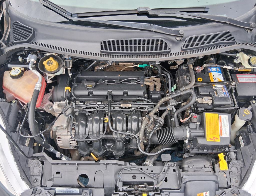 Ford New Fiesta Hatch Se 1.6 Flex 4 Portas Modelo 2012 imagem 10
