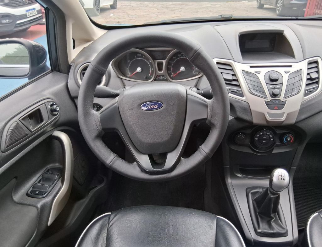 Ford New Fiesta Hatch Se 1.6 Flex 4 Portas Modelo 2012 imagem 14