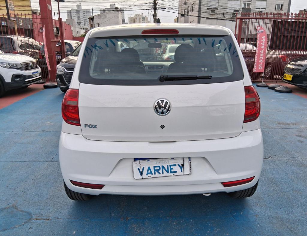 Volkswagen Fox Trend Gii 1.0 Flex 4 Portas Modelo 2014 imagem 9