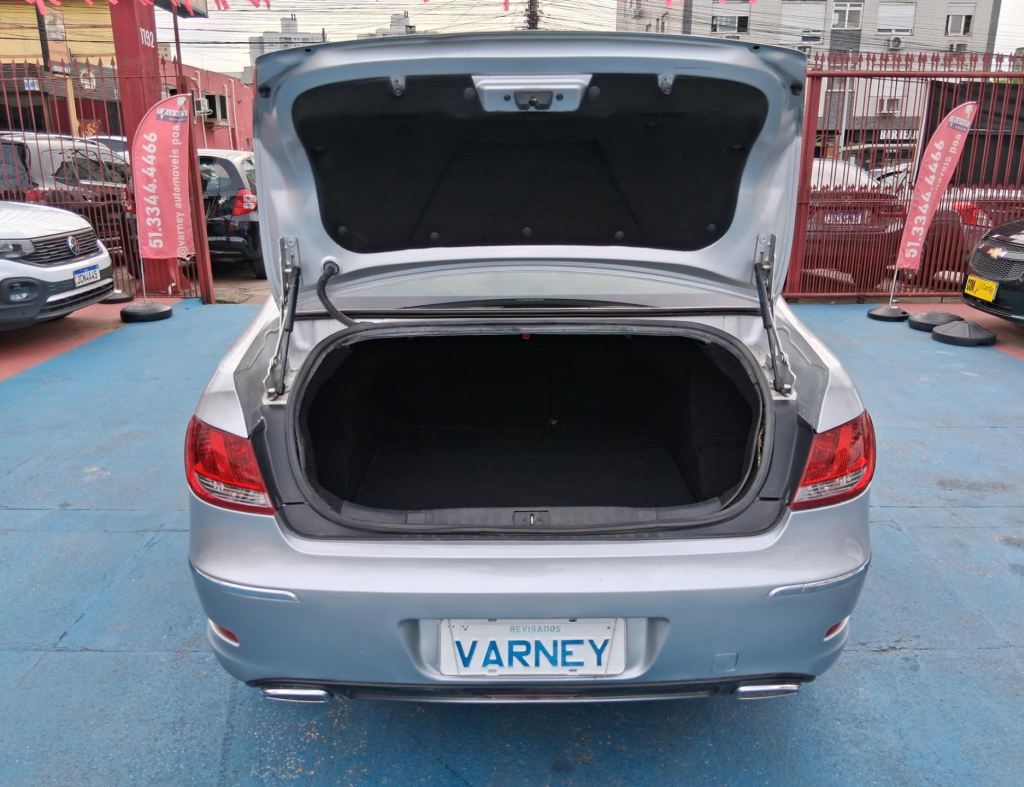 Peugeot 408 Allure 2.0 Automatico Flex 4 Portas Modelo 2012 imagem 9