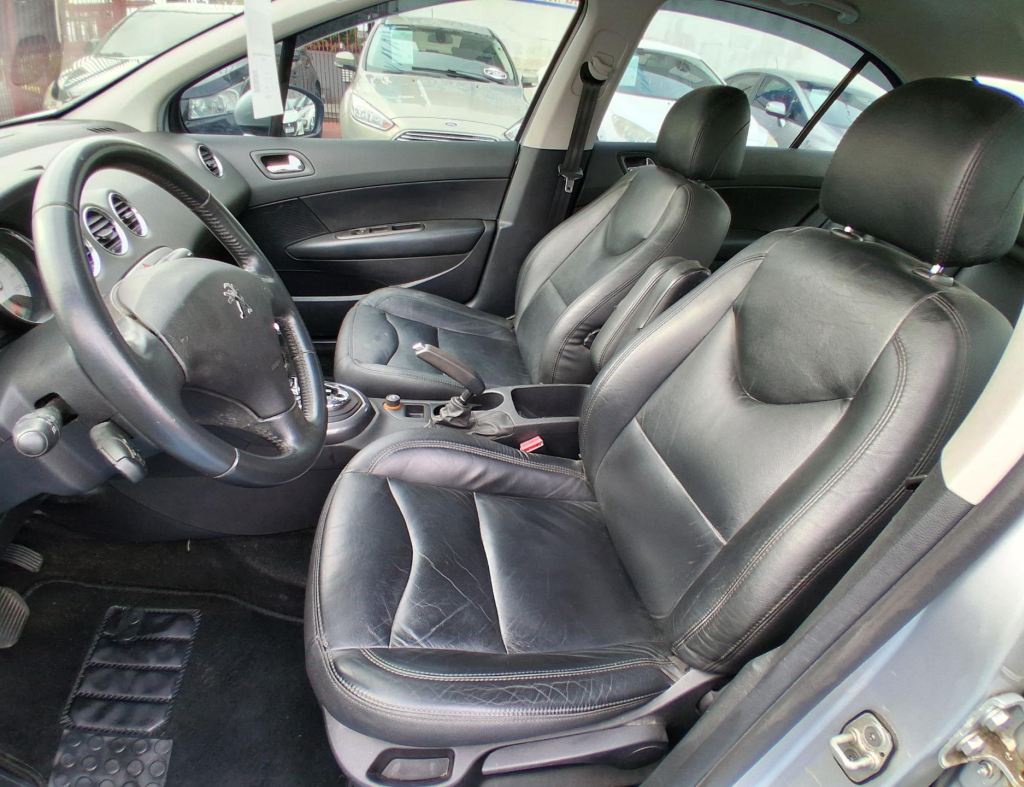 Peugeot 408 Allure 2.0 Automatico Flex 4 Portas Modelo 2012 imagem 13