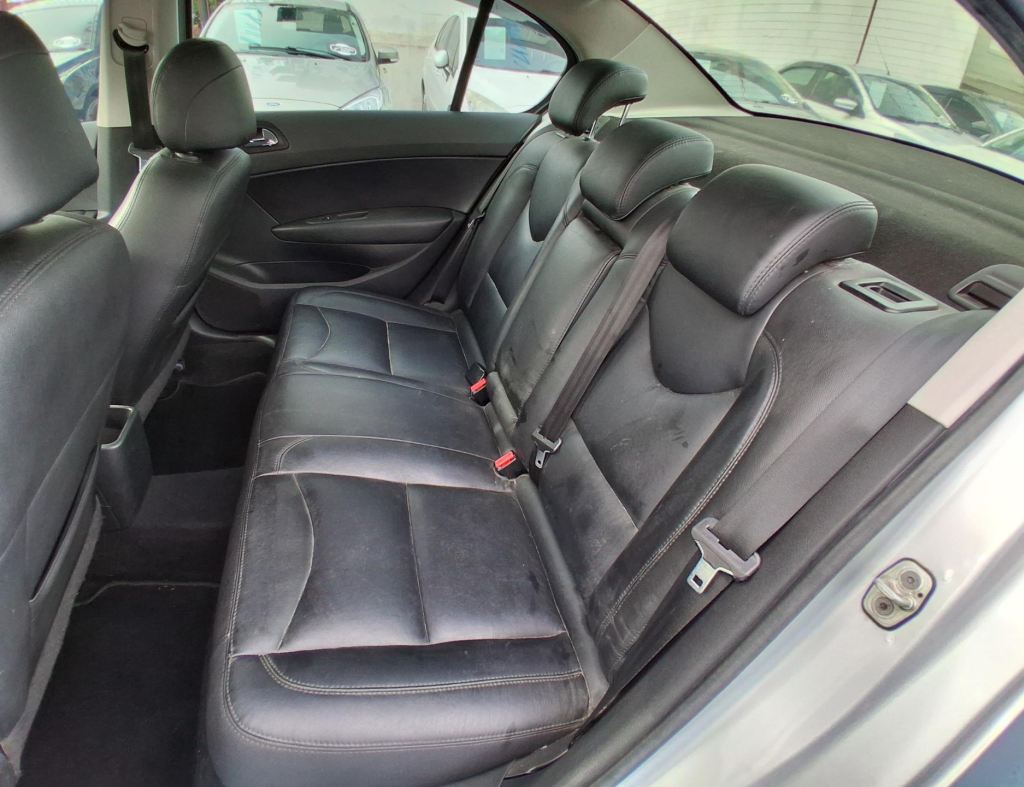 Peugeot 408 Allure 2.0 Automatico Flex 4 Portas Modelo 2012 imagem 14