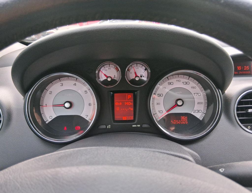 Peugeot 408 Allure 2.0 Automatico Flex 4 Portas Modelo 2012 imagem 15