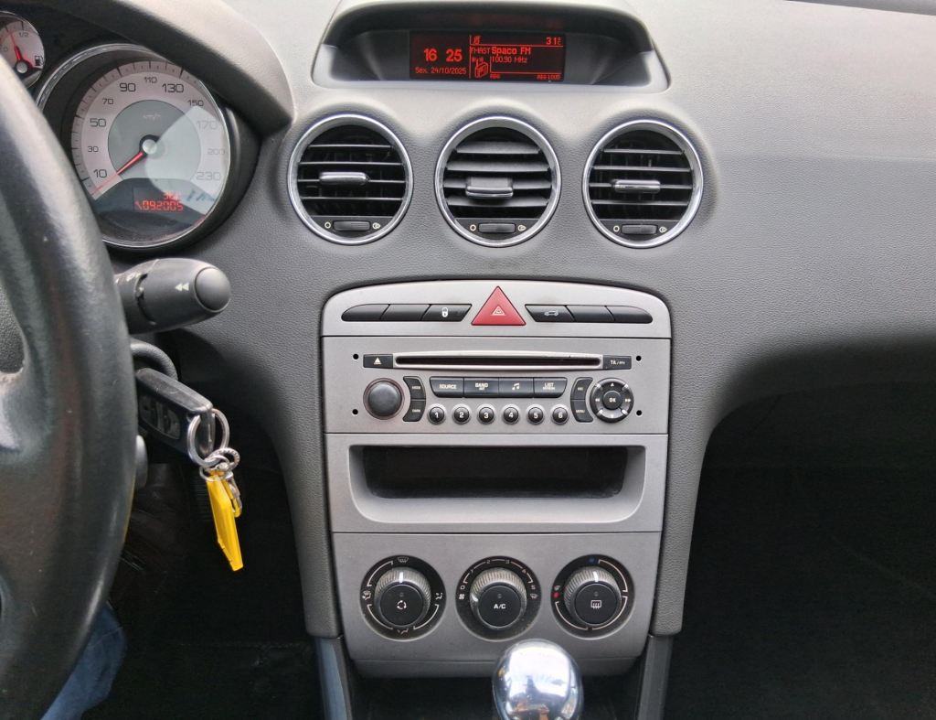 Peugeot 408 Allure 2.0 Automatico Flex 4 Portas Modelo 2012 imagem 16