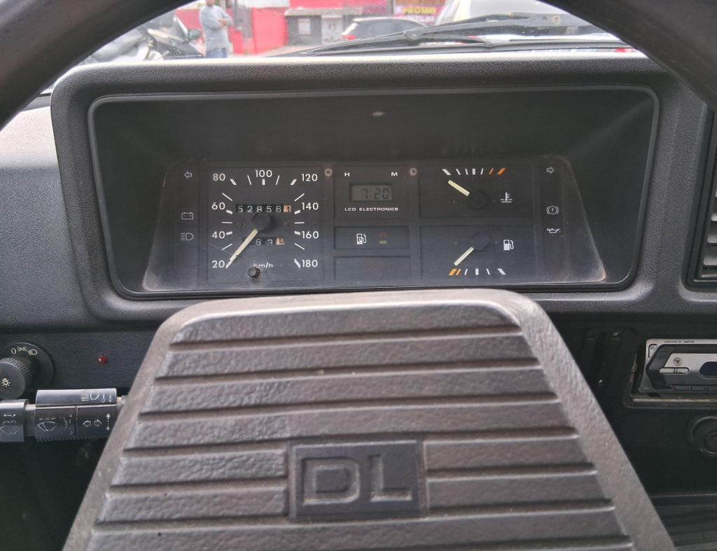 * Raridade **Chevrolet Chevette Dl 1.6 2 Portas Modelo 1993 imagem 13