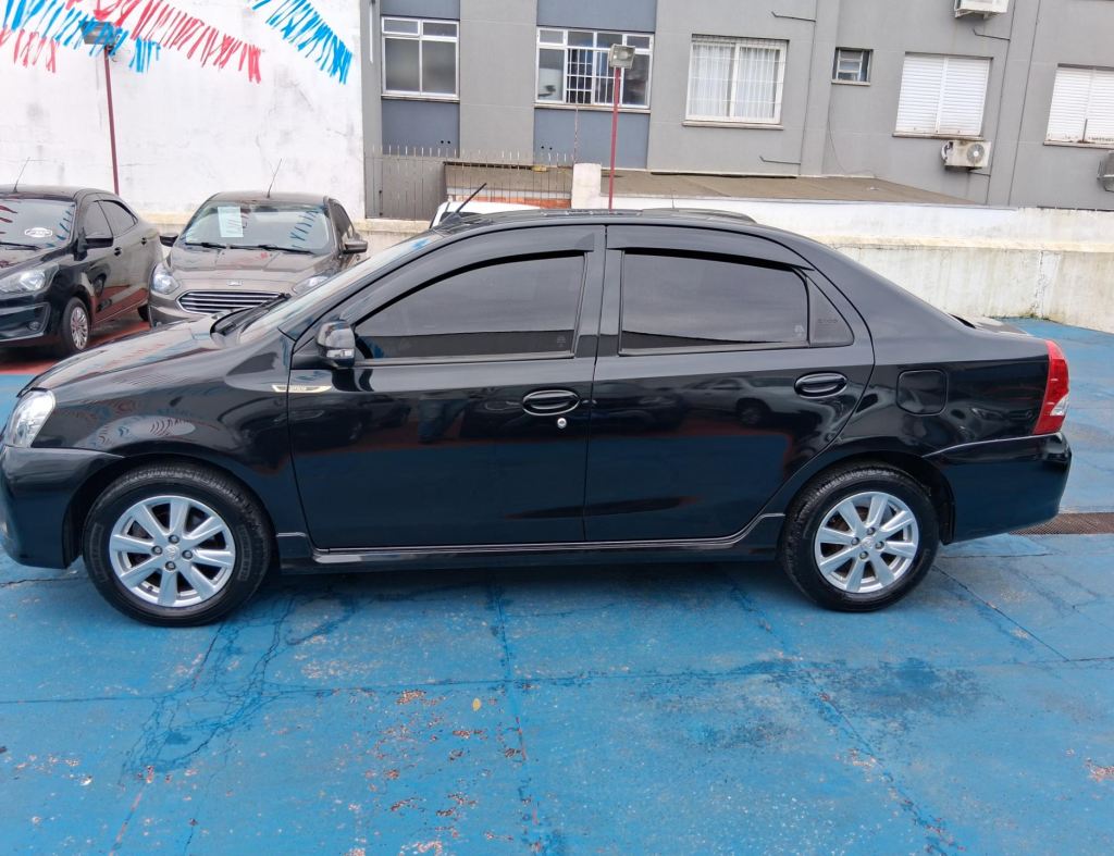 Toyota Etios Sedan Xls 1.5 Automatico Flex 4 Portas Modelo 2018 imagem 4